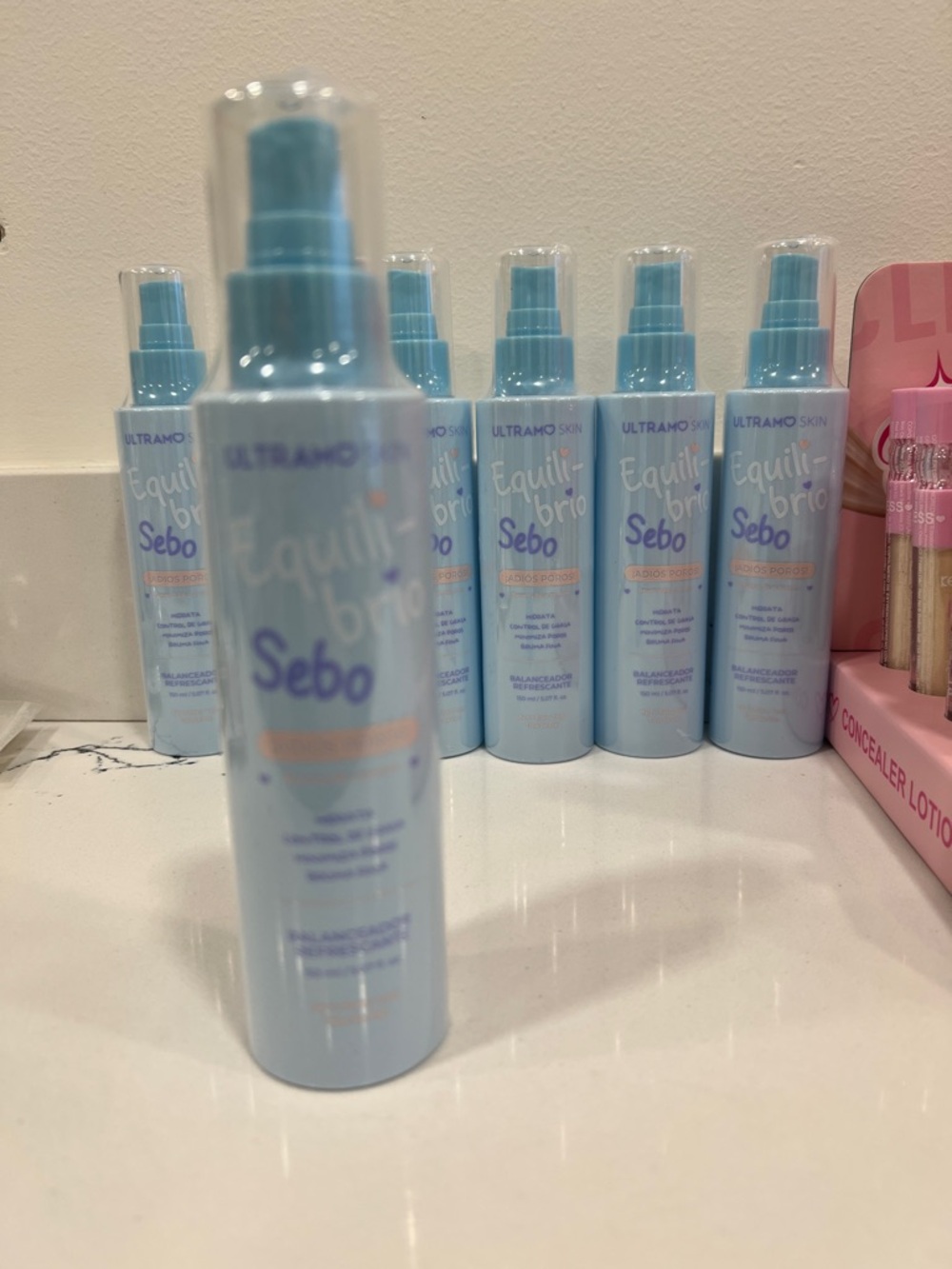 Equilibrio Sebo Balancing Mist - Light Blue